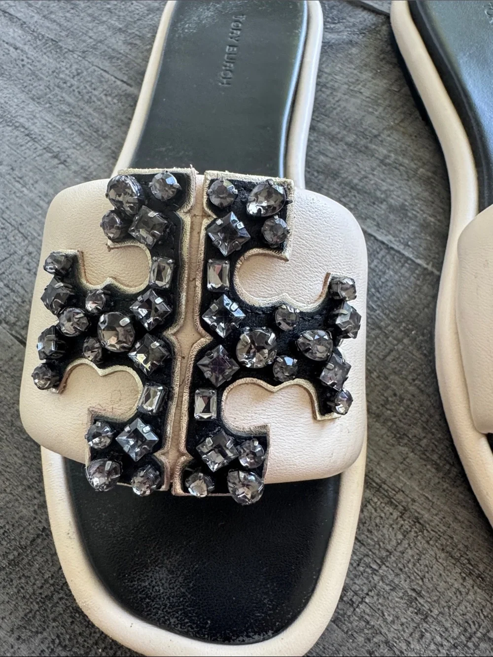 Tory Burch ivory Rhinestone embellished large crystals  Slide Sandals 8